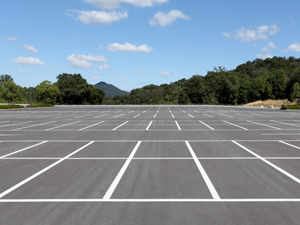 解体後に駐車場にする工事も施工可能！