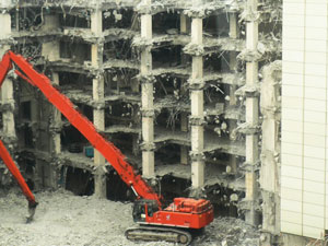 高層ビルの解体もお任せ