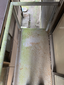 鉄製階段解体前２